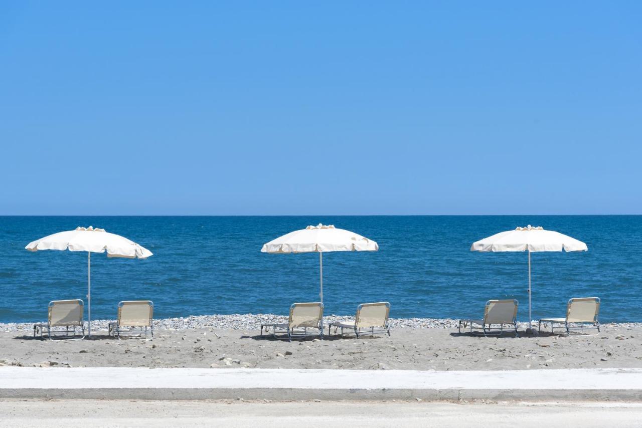 Artemis Seafront Villa, An Evanescence Sea Retreat, By Thinkvilla 塔伦蒂斯 外观 照片